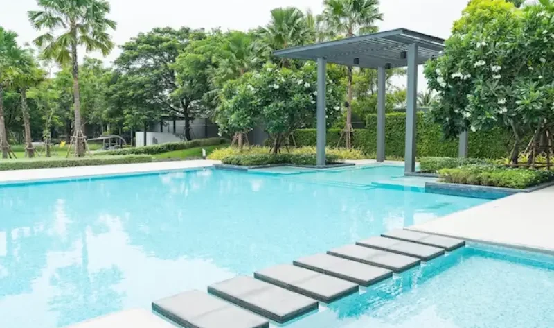 swimming pool renovation